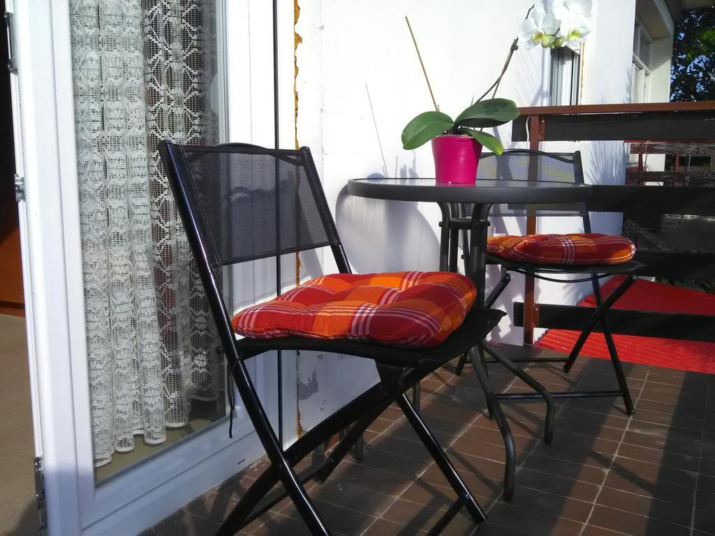 Apartment Ruzica Sukošan Exterior foto